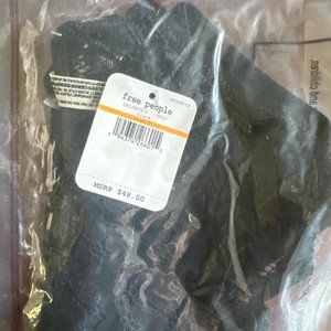 NWT Free people 2 piece bralette set. Size Small